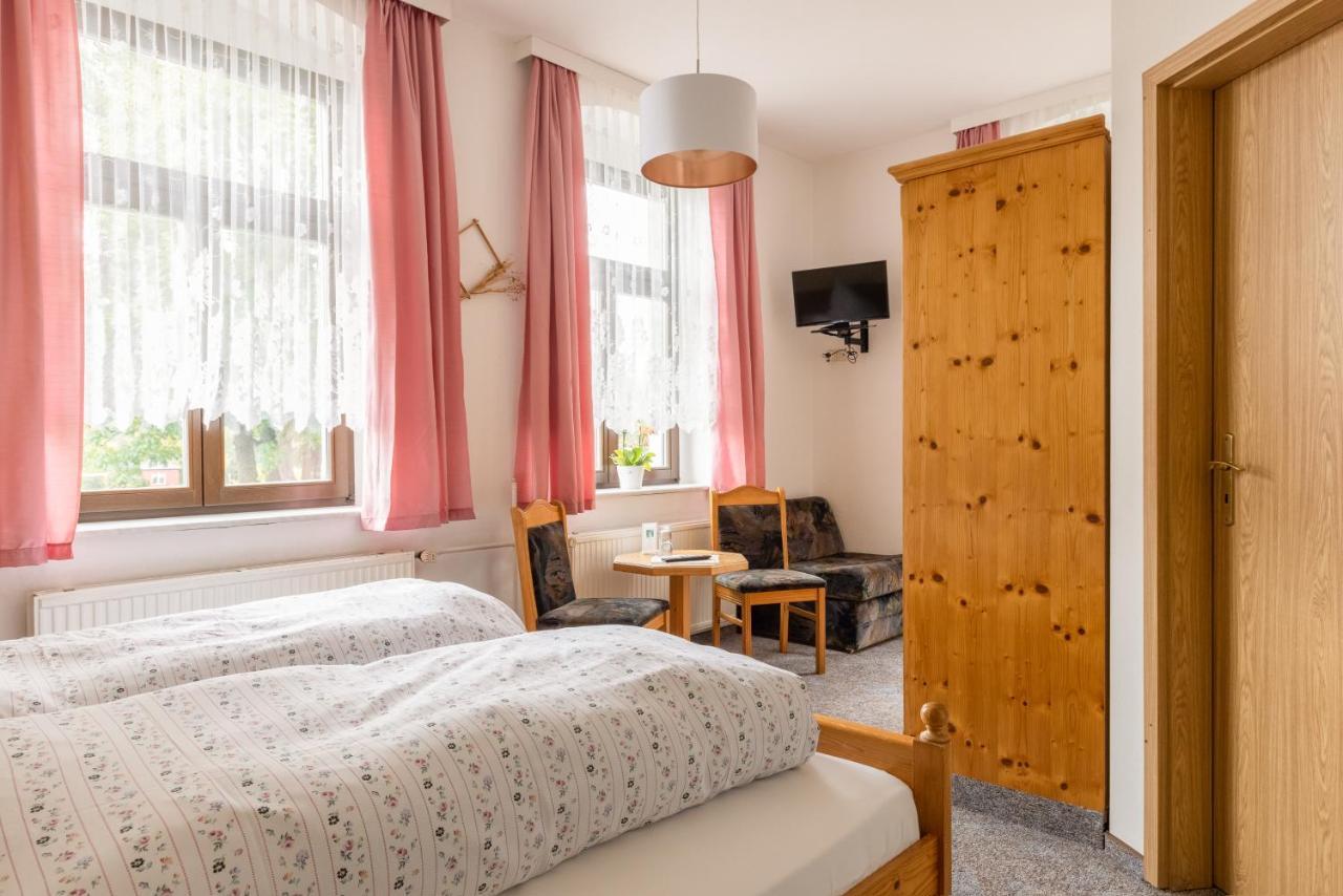 Hotel Carola Ольбернхау Экстерьер фото